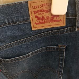 Levi’s Boyfriend Jeans
